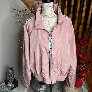Iris Los Angeles Women’s Baby Pink Bomber Jacket Size 3XL / But it Fits M / L